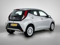 Occasion Toyota Aygo X-play 72 PK (52 kW) 2022 Grijs Hatchback