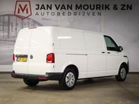 tweedehands VW Transporter 2.0 TDI L2H1 28 | AIRCO | CRUISE | NAVI | DAB | APPLE | PDC | TREKHAAK