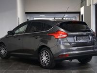 tweedehands Ford Focus 1.5 TDCi Business Edition+ Navi CruiseC Garantie*