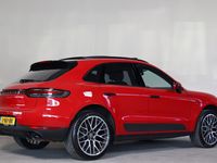 tweedehands Porsche Macan 2.0 *Unieke auto* Org. geleverd I BOM VOL!!! Karmijnrood