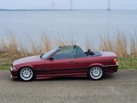 tweedehands BMW 328 Cabriolet 328i Executive M-pakket Hollandse auto