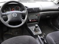 tweedehands VW Passat 2.0-20V Comfortline Beschadigingen rondom, zie foto's website, Zie opmerking, Airco, Climate control