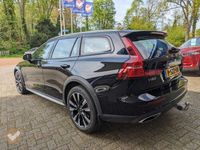 tweedehands Volvo V60 CC 2.0 B5 AWD Pro Automaat NL-Auto *Geen Afl. kos