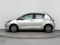 Occasion Toyota Yaris Hybrid Active 99 PK (72 kW) 2019 Zilver Hatchback