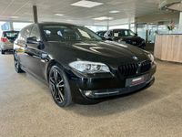 tweedehands BMW 520 5-SERIE Touring i High Executive PDC, Camera, Leder, Elec trekhaak, Pano, 19"inch!