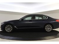 tweedehands BMW 520 5-SERIE i High Executive Automaat / Adaptieve LED / Navigatie Professional / Parking Assistant / Stoelverwarming / Comfortstoelen
