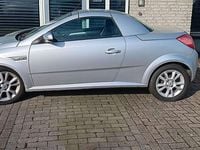Occasion Opel Tigra Sport 90 PK (66 kW) 2006 Zilver Cabriolet