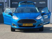 tweedehands Ford Fiesta 1.0 Titanium - Winning Blue - Chique!