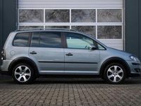 tweedehands VW Touran 2.0 TDI Cross 140pk Clima/Cruise/Radio-AUX/Elek.Ramen/C.V./17"LM.Velgen/Trekhaak/APK:01-2025