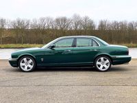 tweedehands Jaguar XJR 4.2 V8 S/C / BRITISH RACING GREEN / SCHUIFDAK / SE