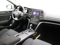 tweedehands Renault Mégane IV Estate 1.5 dCi Limited Automaat | Navigatie | Trekhaak | Cruise control | Lichtmetalen velgn | Keyless | Parkeersensoren