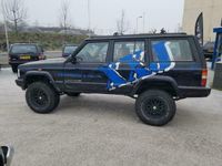 tweedehands Jeep Cherokee 1999, BOSTIJGER OP HOGE POTEN.