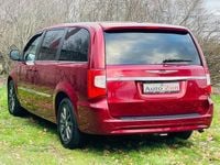 Occasion Chrysler Grand Voyager Limited 287 PK (211 kW) 2016 Rood MPV