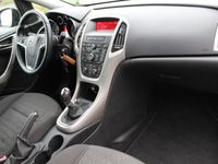 tweedehands Opel Astra 1.6 Sport Lichtmetalen velgen/Climate control/Cruise control/Airco/LED dagrijverlichting/Elektrische ramen/Elektrische spiegels/Bluetooth/Mistlampen