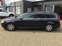 tweedehands Volvo V70 1.6 D2 Momentum / SCHUIFDAK / APK 9-2024 / ALU VEL