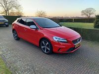 Occasion Volvo V40 R-Design 152 PK (111 kW) 2019 Rood Sedan