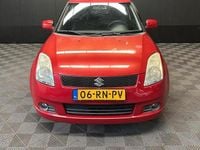 Occasion Suzuki Swift Exclusive 102 PK (75 kW) 2005 Rood Hatchback