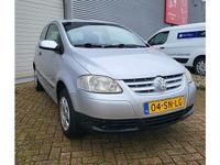 Occasion VW Fox Trendline 54 PK (39 kW) 2006 Grijs (metallic) Hatchback