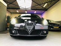 Occasion Alfa Romeo Giulietta 120 PK (88 kW) 2011 Zwart (metallic) Hatchback