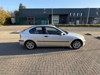 Occasion BMW 330 Comfort Edition 143 PK (105 kW) 2002 Grijs Hatchback