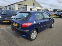 tweedehands Peugeot 206 1.6 XT Bj:2000 NAP!