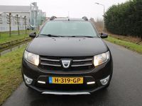 Occasion Dacia Sandero Lauréate 90 PK (66 kW) 2014 Zwart (metallic) Hatchback