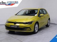 Occasion VW Golf VIII Business 131 PK (96 kW) 2023 Geel Hatchback