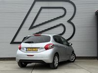 Occasion Peugeot 208 Style 82 PK (60 kW) 2015 Grijs Hatchback