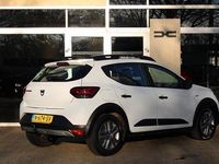 Occasion Dacia Sandero Essentiel 101 PK (74 kW) 2022 Ijswit 369 Hatchback