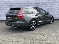 tweedehands Volvo V60 B4 Aut. Plus Dark | Trekhaak | Harman Kardon | 360
