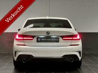 tweedehands BMW 330 3-SERIE i High Executive | Full Option | 360°| H&K | ACC | Stuurverw. | Laser | Schuifdak