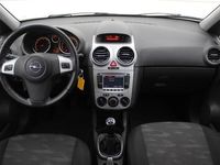 tweedehands Opel Corsa 1.4-16V Edition / Trekhaak (1000 KG) / Navigatie /