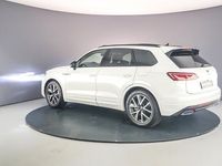 tweedehands VW Touareg R 3.0 TSI eHybrid 462pk Tiptronic Panoramadak, Luchtvering, Achteruitrijcamera, Lederen bekleding, Navigatie, LED verlichting, Adaptive cruise control, Elektrische achterklep, Elektrisch verstelbare voorstoelen