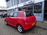 Occasion Suzuki Swift 93 PK (68 kW) 2007 Rood Hatchback
