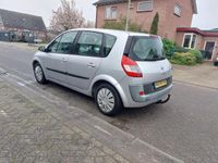 tweedehands Renault Scénic II 2.0-16V Expression Comfort MPV ** EXPORT **