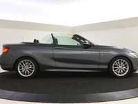 tweedehands BMW 230 i Cabrio