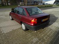 tweedehands Opel Astra 1.6 SZ Young
