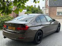 tweedehands BMW 328 i High Executive