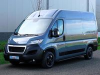 tweedehands Peugeot Boxer 335 2.2 BlueHDi 165 L2H2 Premium 165 pk |Topstaat |Climate control |Camera |Navi |Cruise |Trekhaak |Sensoren |Bluetooth |Betimmering |EURO6D |3500 KG