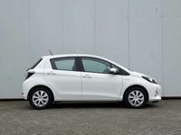 tweedehands Toyota Yaris 1.5 Full Hybrid Comfort Camera, Cruise control, ME