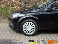 tweedehands Opel Astra GTC 1.6 Executive-Airco-Half leer-Boekjes