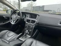 tweedehands Volvo V40 CC T3 Summum Automaat | Rijklaarprijs | Trekhaak | Pa