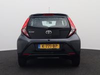 tweedehands Toyota Aygo 1.0 VVT-i x-play Camera Carplay Airco LED