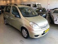 tweedehands Toyota Yaris Verso 1.3 VVT-i Sol automaat zeer mooi