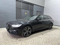 tweedehands Volvo V90 2.0 T6 AWD R-Design Luchtvering | ACC | Panoramadak | Harman/Kardon | 20 Inch