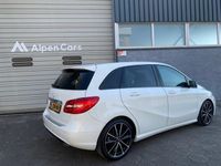 tweedehands Mercedes B180 Prestige Automaat / Xenon / PDC / LMV / Half leder