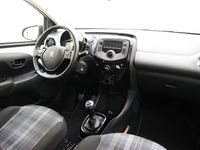 Occasion Peugeot 108 Style 72 PK (52 kW) 2020 Wit Hatchback