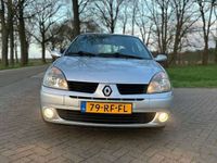 tweedehands Renault Clio 1.6-16V Community