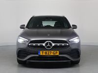 tweedehands Mercedes GLA200 AMG Line | Wide-Screen | Ambient Light | Trekhaak | Sportstoel | Camera | Stoelverwarming | LED | Navi | Clima