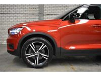 tweedehands Volvo XC40 T5 Plug-In R-Design | ACC | BLIS | 360cam | Harman/Kardon | Trek